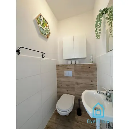 Kwatera prywatna Lambert - Peaceful Retreat, 10 Minutes To Old Town & Seaside *