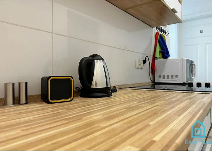 Lambert - Peaceful Retreat, 10 Minutes To Old Town & Seaside Kwatera prywatna *